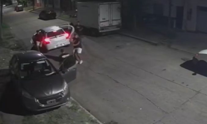 Quilmes – Otro policía asaltado, se tiroteó con los ladrones e impidió que se llevaran a su hijo